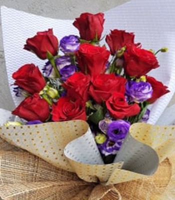 Red Rose Flower Bouquet with Purple Lishiantus